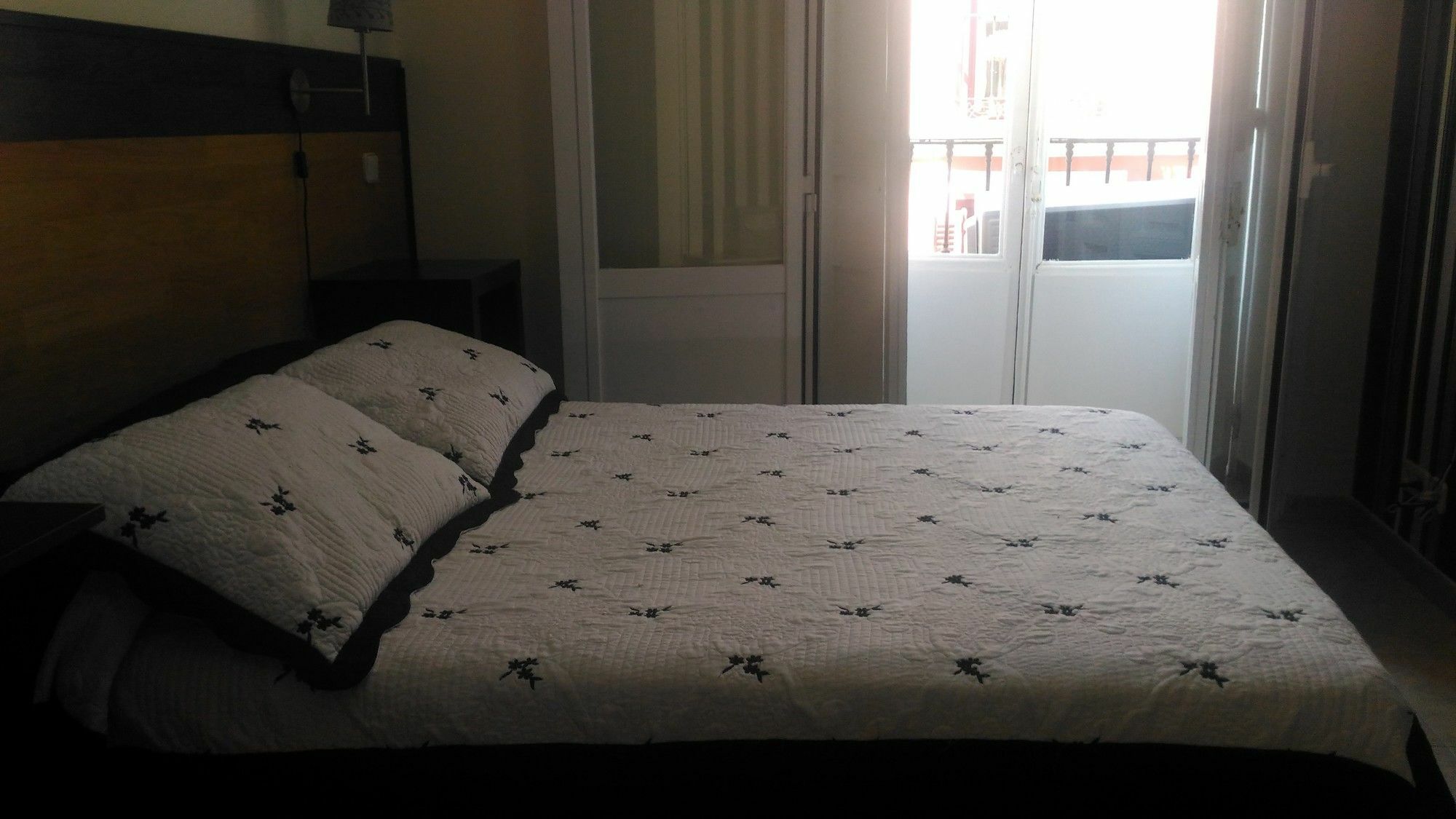 Hostal Alaska มาดริด ภายนอก รูปภาพ