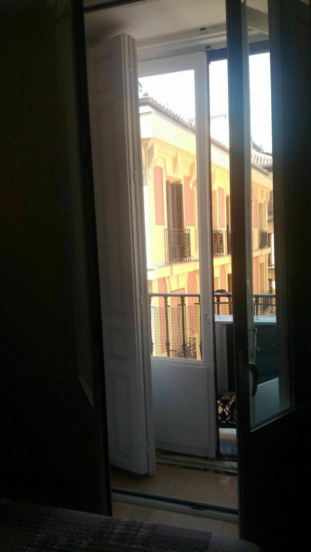 Hostal Alaska มาดริด ภายนอก รูปภาพ