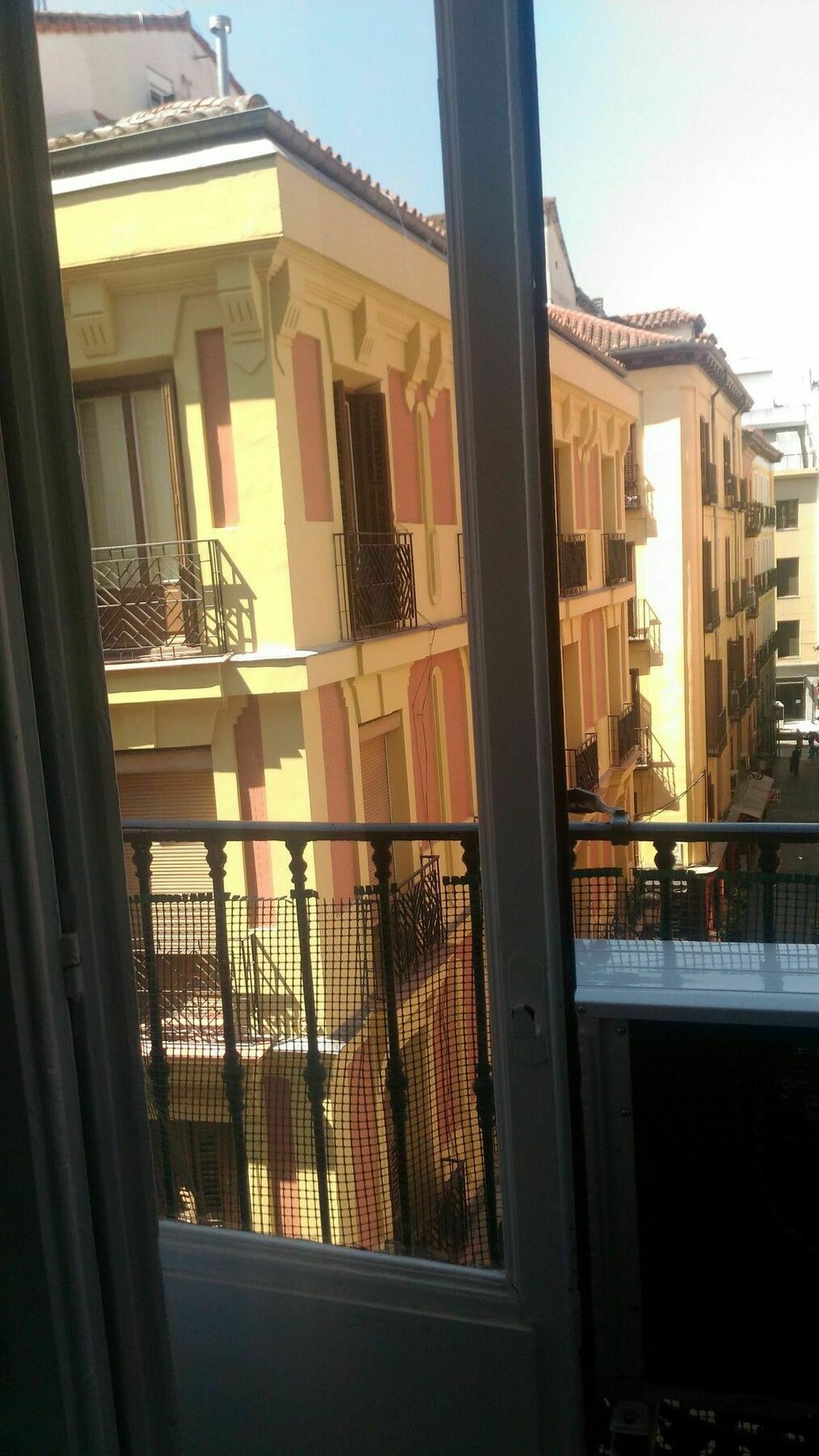 Hostal Alaska มาดริด ภายนอก รูปภาพ